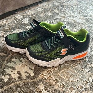 Skechers Kids Light Up Sneakers - Black and Green